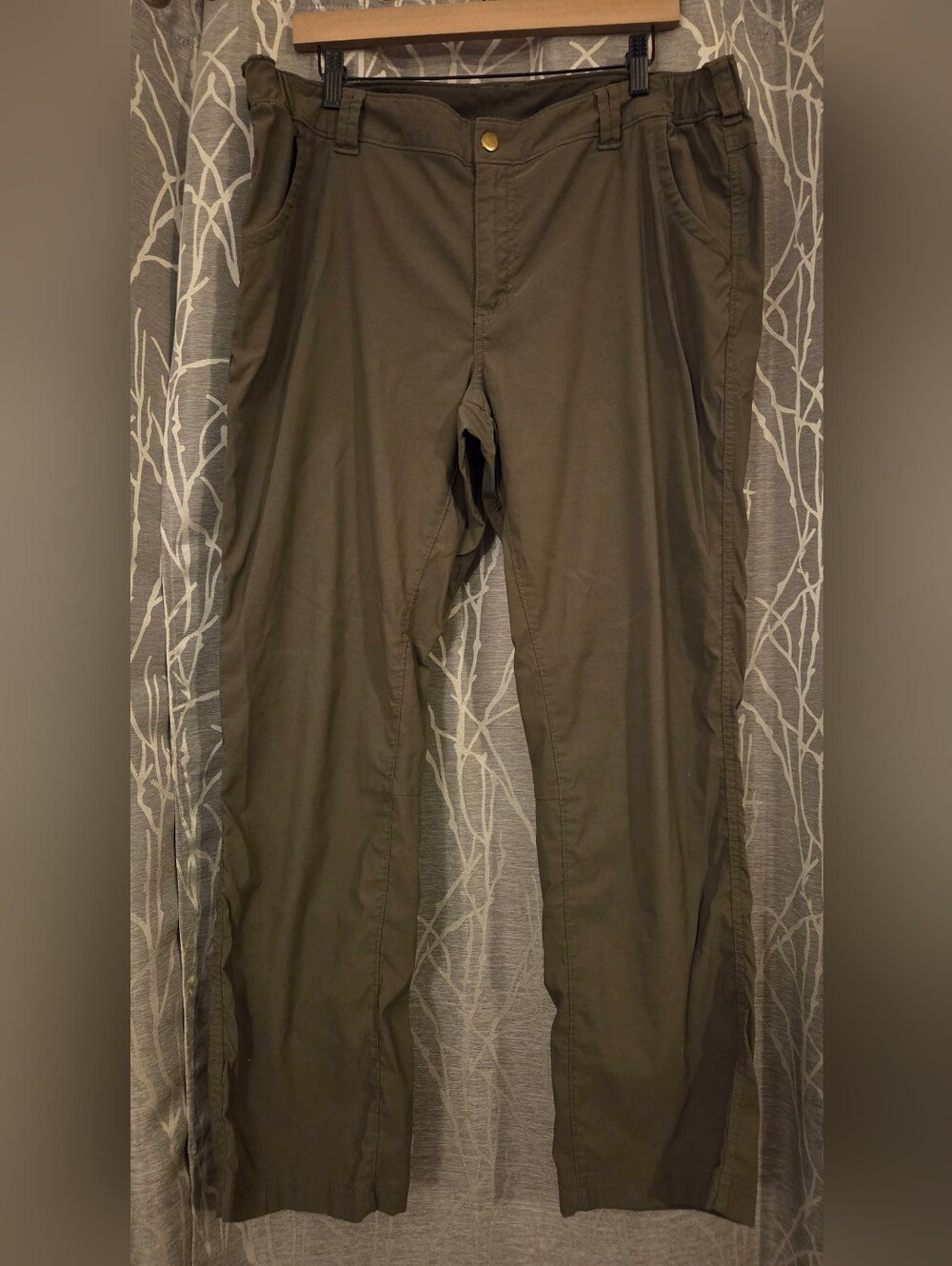 Women's Olive Green Casual Hiking Pants. Size 16x31